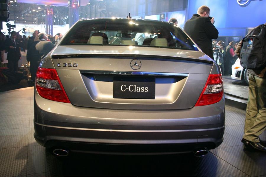  Mercedes-Benz C-Class 2007 года  (US) (фото 13 из 63)